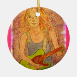 Adorno De Cerámica chica de rock folclórico jugando' eléctrico cerca