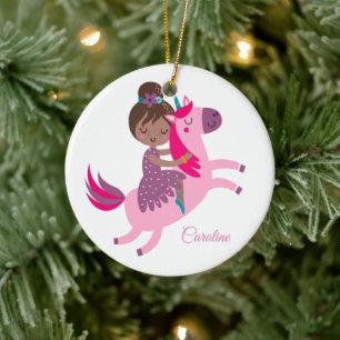 Adorno De Cerámica Chica haitiana de brunette en una unicornio