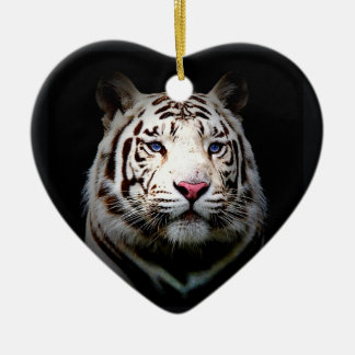 Adorno De Cerámica Corazón blanco del tigre