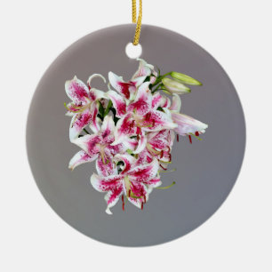 Adorno De Cerámica Corazón Con Lilies Stargazer