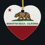 Adorno De Cerámica corazón de Manhattan Beach de la bandera de<br><div class="desc">Corazón de la república de Manhattan Beach California</div>