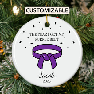 Adorno De Cerámica Correa morada de karate personalizada, conjunto de