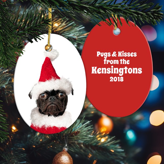 Adorno De Cerámica Cuidados Navidades Black Pug Santa Hat (Cute Christmas Black Pug Santa Hat Ceramic Ornament)