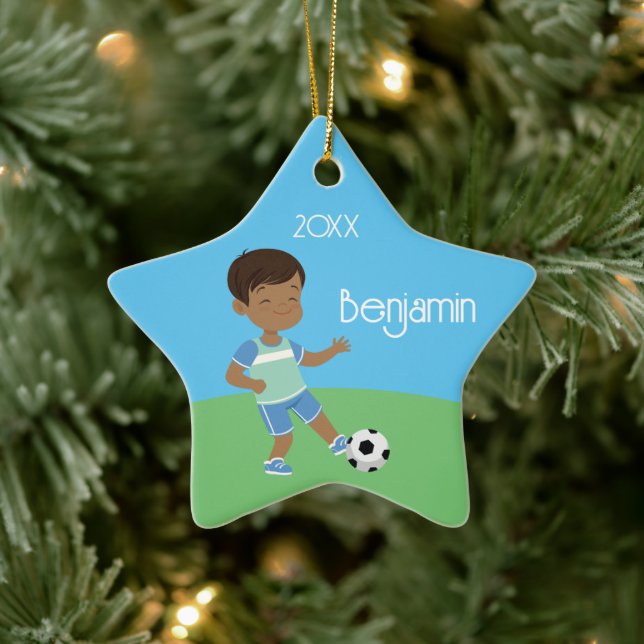 Adorno De Cerámica Cute Black Boy Soccer Personalized Christmas (Árbol)