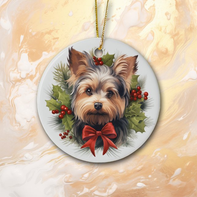 Adorno De Cerámica Cute Red Bow Holly Wreath Yorkie Dog (Subido por el creador)