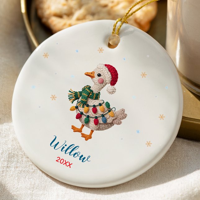 Adorno De Cerámica Cute silly goose christmas lights custom (Subido por el creador)