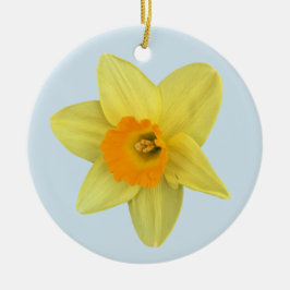 Adorno De Cerámica Daffodil de primavera amarilla en azul pálido