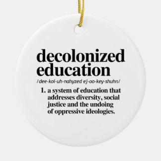 Adorno De Cerámica Definición de educación descolonizada