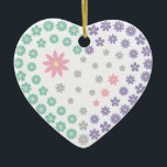 Adorno De Cerámica Devoción floral<br><div class="desc">Celebre el amor con este adorno en forma de corazón de la devoción floral, con un delicado corazón floral para un toque elegante durante todo el año. La devoción floral es un diseño original de Hoda Moustapha, que celebra el amor a través de la elegante armonía floral. © Kiwi Art...</div>