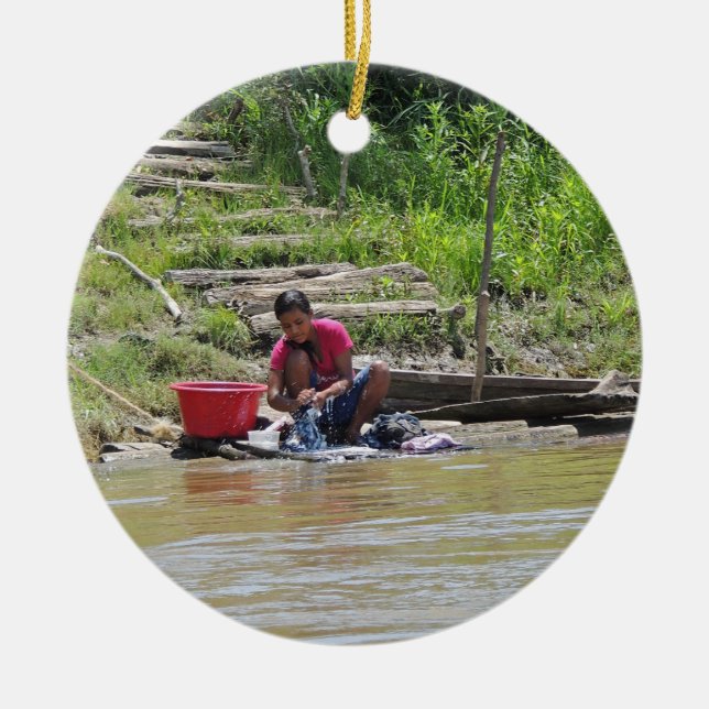 Adorno De Cerámica Día del lavadero en el río (Frente)