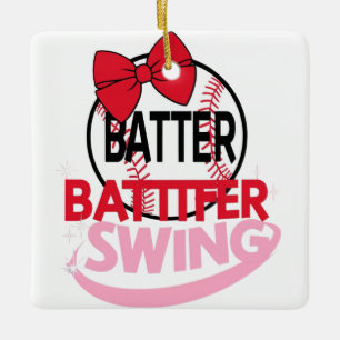 Adorno De Cerámica Diseño "Batter Batter Swing", con un tema de béisb