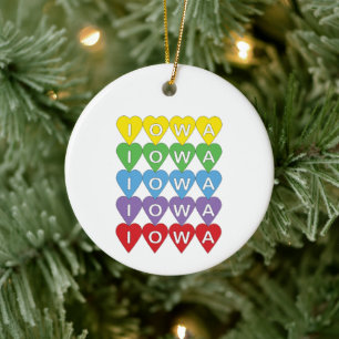 Adorno De Cerámica Diseño de orgullo estatal de Iowa Rainbow Heart Gr