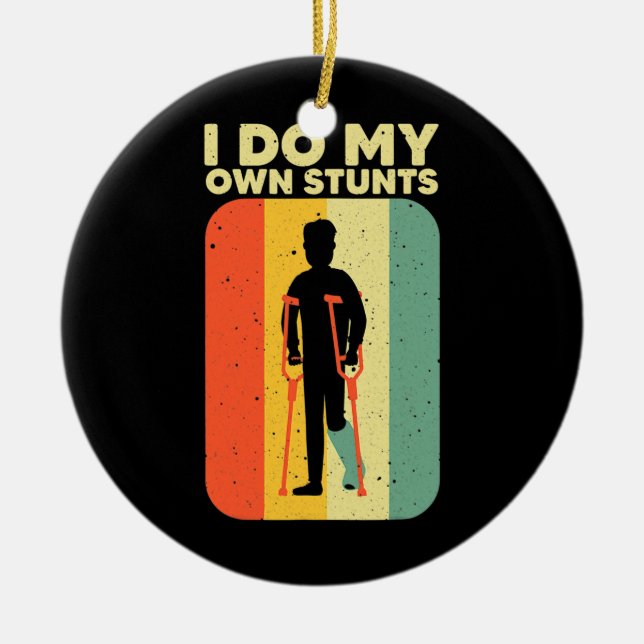 Adorno De Cerámica Diseño de Piernas Rotas En Guay Para Hombres Mujer (Frente)