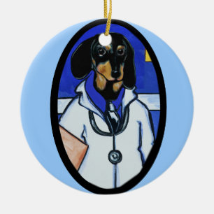 ADORNO DE CERÁMICA DOCTOR DOXIE 
