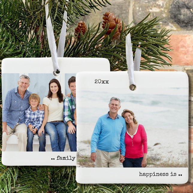 Adorno De Cerámica Dos fotos de felicidad son de Navidades familiares (Happiness is family christmas .. double-sided keepsake ornament with photos on both sides)