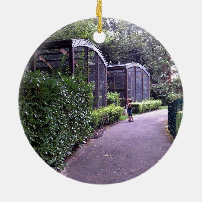 Adorno De Cerámica dos niños en parque (Atrás)