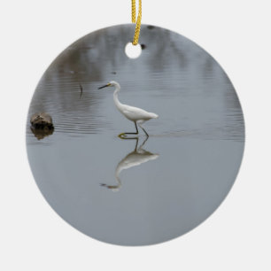 Adorno De Cerámica "Egret de nieve en la caza"