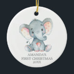 Adorno De Cerámica El elefante lindo bebé primera grita de Navidad<br><div class="desc">Bebé elefante lindo primer adorno de cerámica gris de Navidad</div>