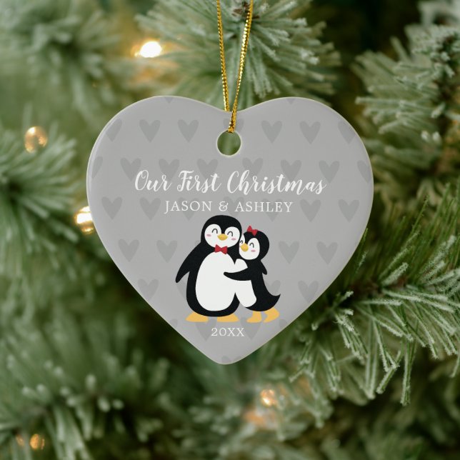 Adorno De Cerámica El Pingüino Ama Nuestra Primera Navidad (Árbol)