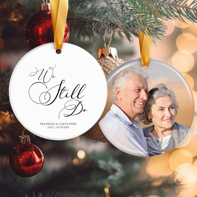 Adorno De Cerámica Elegant Anniversary Vow Renewal Photo Christmas (Elegant Anniversary Vow Renewal Photo Christmas Ceramic Ornament)