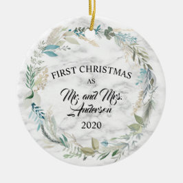 Adorno De Cerámica Elegant Greenery First Christmas Married Marble