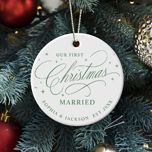 Adorno De Cerámica Elegante Caligrafía Verde Primera Navidad Casados