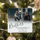Adorno De Cerámica Elegante presupuesto personalizado de Personalizad<br><div class="desc">Un hermoso regalo de hermano con una foto tuya y de tu hermano/s, un overlay blanco que incluye el texto 'hermanos' en un elegante guión de caligrafía, una dulce cita de hermano que se puede personalizar fácilmente, un lindo corazón rojo que se puede cambiar a cualquier color y a tus...</div>
