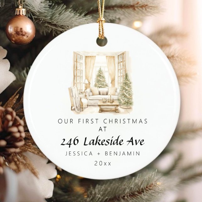 Adorno De Cerámica Elegante primera Navidad en nuestra nueva familia (Elegant First Christmas in Our New Home Family Ceramic Ornament)