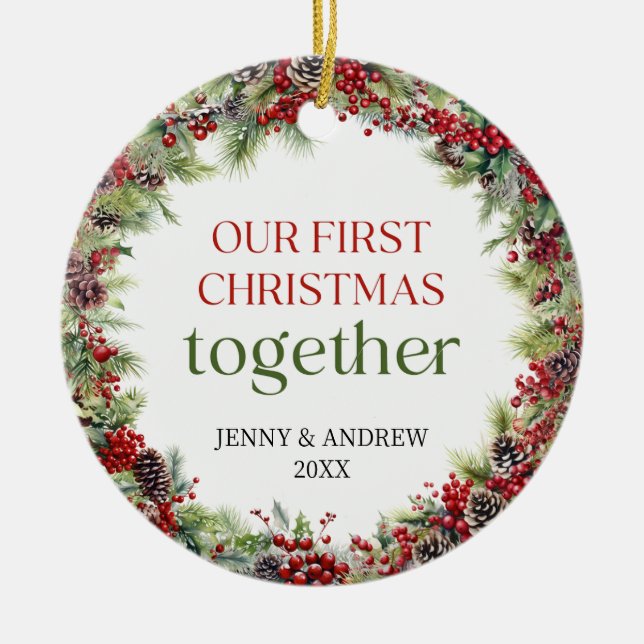 Adorno De Cerámica Elegante rojo y verde Nuestra Primera Navidad (Frente)
