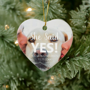 Adorno De Cerámica Ella dijo Sí Navidades de compromiso con la fotog