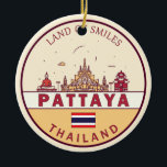 Adorno De Cerámica Emblema de la línea aérea de Pattaya Tailandia<br><div class="desc">Diseño de arte minimalista y colorido Pattaya con monumentos y monumentos de la ciudad de Tailandia.</div>