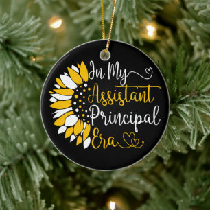 Adorno De Cerámica En mi asistente de escuela de la era principal, es