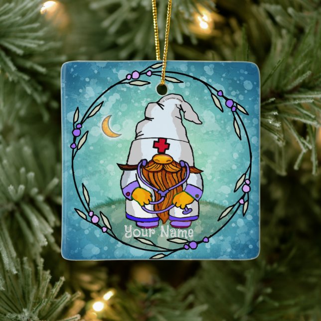 Adorno De Cerámica Enfermera masculina gnome (Árbol)