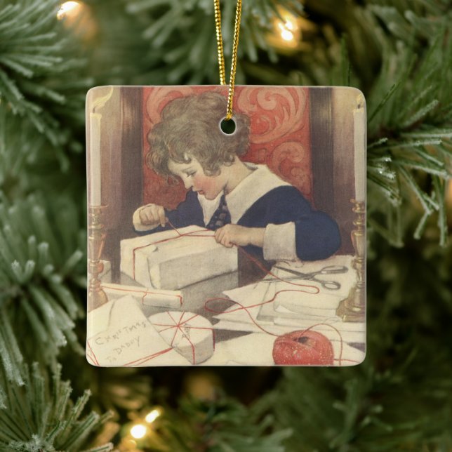 Adorno De Cerámica Envolviendo regalos de Navidad, Jessie Willcox Smi (Árbol)