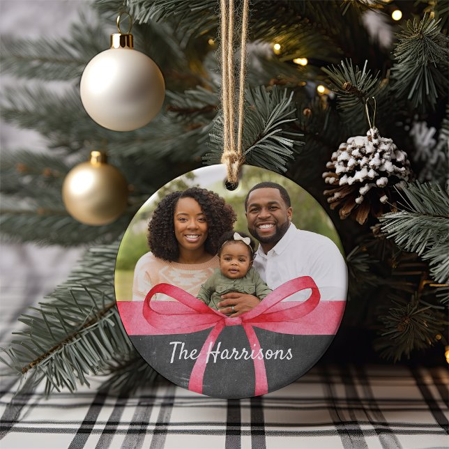 Adorno De Cerámica Envuelto en rojo | Navidades fotográficos (Subido por el creador)