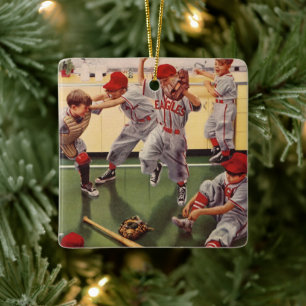 Adorno De Cerámica Equipo de béisbol vintage, chicos jugando brusco