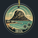 Adorno De Cerámica España Ibiza Rock de Es Vedra<br><div class="desc">Diseño de viaje vector retro de Ibiza. Ibiza es una de las islas Baleares,  un archipiélago de España en el Mar Mediterráneo.</div>