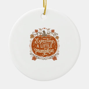 Adorno De Cerámica Esperando una pequeña calabaza de otoño Camiseta d