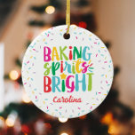 Adorno De Cerámica Espíritus De Hormigón Navidades Brillantes Y Color<br><div class="desc">El diseño de este Navidad muestra el texto "aguardientes calientes brillantes" en una tipografía divertida y colorida rodeada por un borde de rociadores de arcoiris! Haga clic en el botón personalizar si desea mover/escalar las imágenes y modificar el texto. En nuestra tienda, zazzle.com/store/doodlelulu, podrá encontrar variantes de este diseño, colores...</div>
