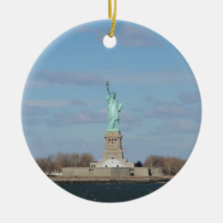 Adorno De Cerámica Estatua De La Libertad Ellis Island