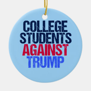 Adorno De Cerámica Estudiantes universitarios contra Trump