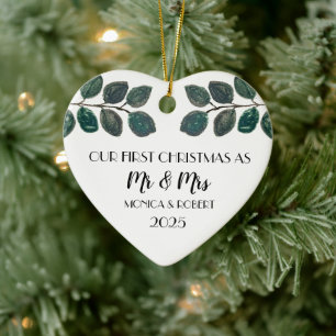 Adorno De Cerámica Eucalipto Rústico Keepsake Primera Navidad