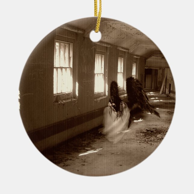 Adorno De Cerámica Falln Asylum Angel (Frente)