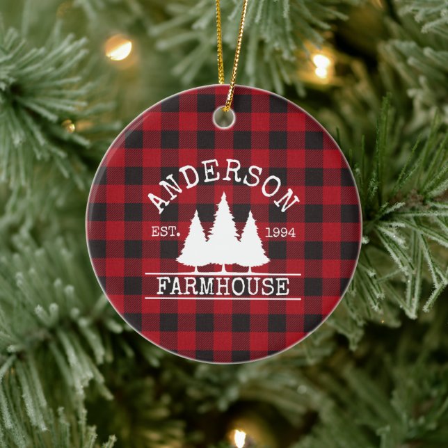 Adorno De Cerámica Familia Farmhouse Nombre Red Buffalo Plaid (Árbol)