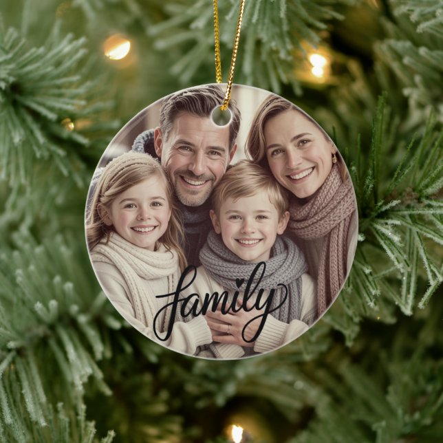 Adorno De Cerámica Family Love Black Script Custom Photo Ornament (Árbol)