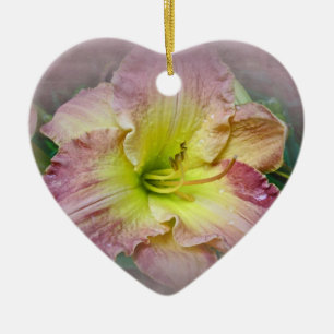 Adorno De Cerámica Fancy Pink Daylily Blossom