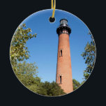 Adorno De Cerámica Faro de Currituck Beach<br><div class="desc">Faro de playa Currituck Beach en Corolla,  Carolina del Norte a lo largo de la ribera externa</div>