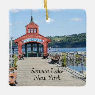 Adorno De Cerámica Faro rojo en el lago Seneca