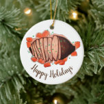 Adorno De Cerámica Felices Fiestas Carne de ternera braseada Cocina j<br><div class="desc">El diseño presenta un original ilustracion de marcador de una bandeja con un brósforo clásico, acompañado de verduras asadas. Un plato a la carta básico durante las vacaciones judías, incluyendo Pascua, Hanukkah y Rosh Hashanah. Este diseño también está disponible en otros productos. En esta tienda también se ofrecen muchos ilustraciones...</div>