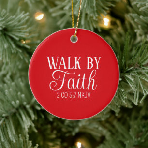Adorno De Cerámica Feliz Caminata de Navidad por Faith Red Bible Vers